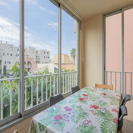 In With Heated Pool Appartement
